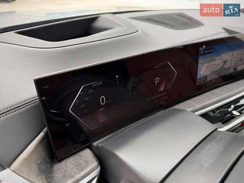 Внедорожник / Кроссовер BMW X7 2023 в Киеве