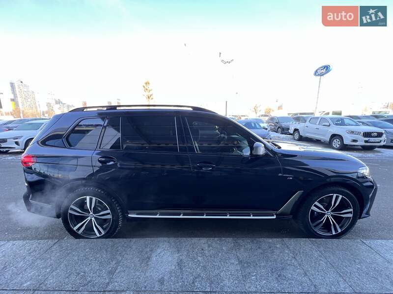 Внедорожник / Кроссовер BMW X7 2020 в Киеве