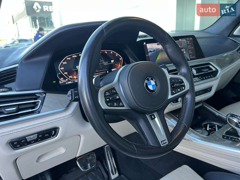 Внедорожник / Кроссовер BMW X7 2020 в Киеве