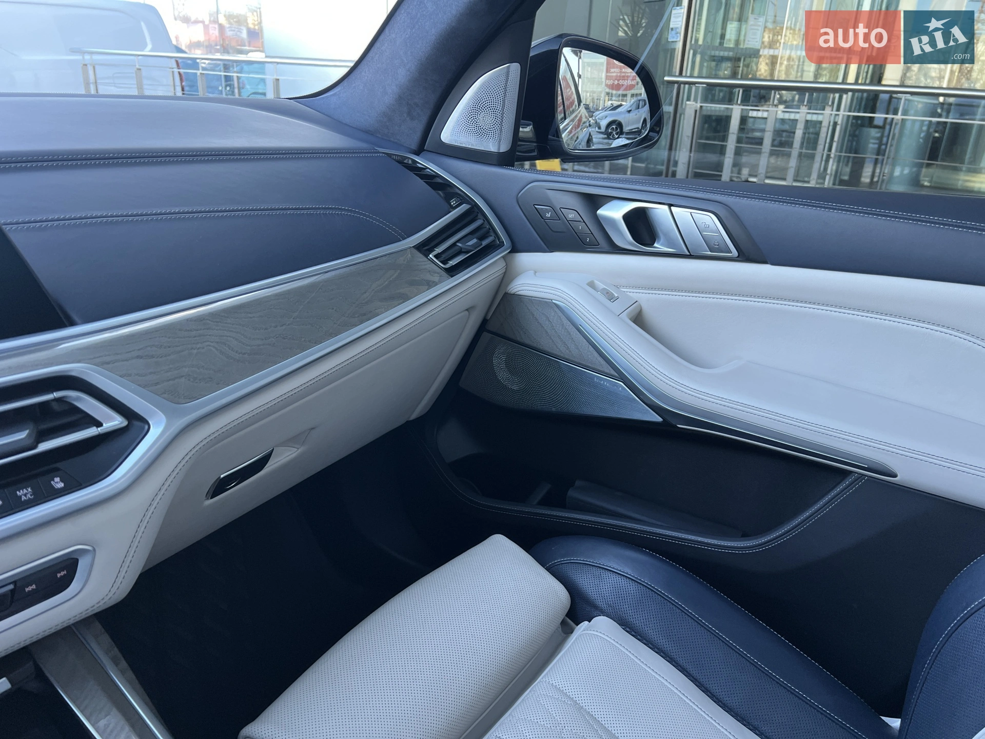 2020 BMW X7 - мініатюра 61