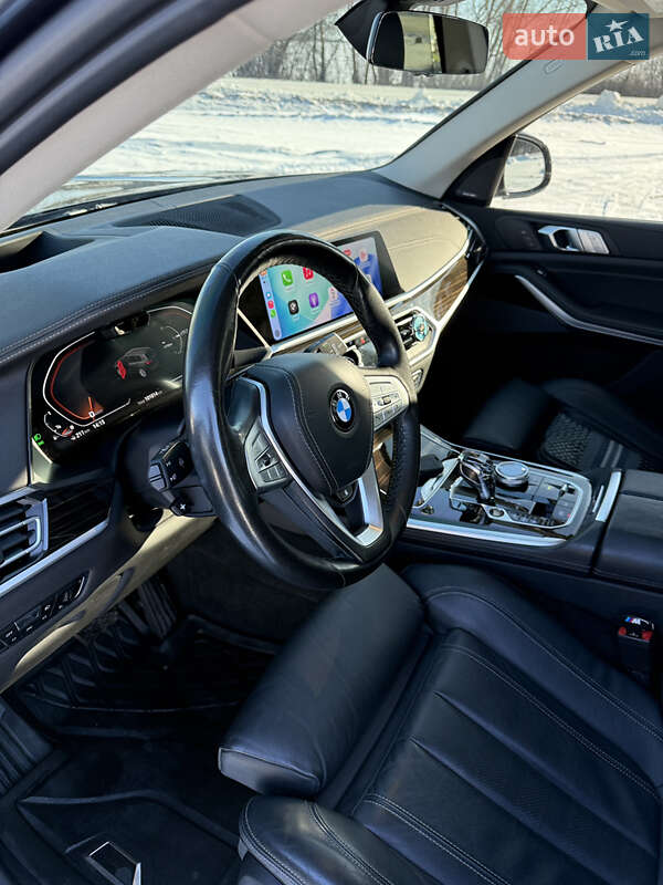 Позашляховик / Кросовер BMW X7 2020 в Києві