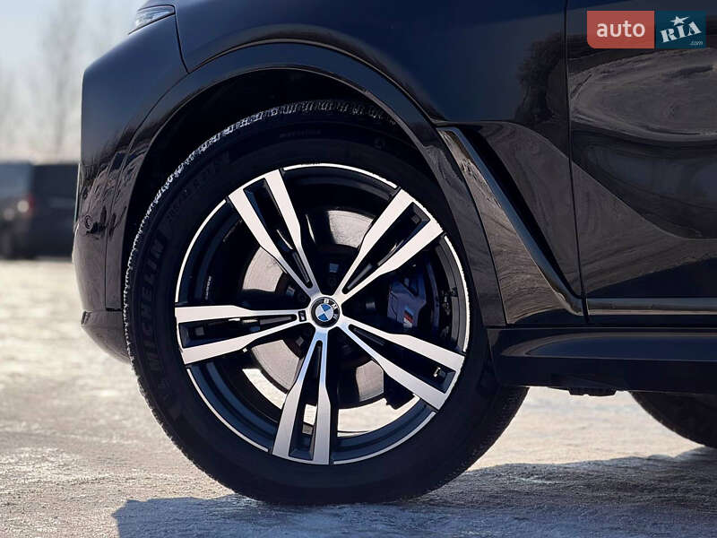 Внедорожник / Кроссовер BMW X7 2020 в Киеве