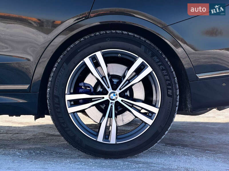 Внедорожник / Кроссовер BMW X7 2020 в Киеве