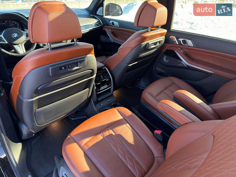 Внедорожник / Кроссовер BMW X7 2020 в Киеве