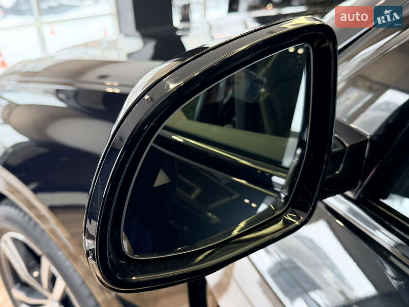 Внедорожник / Кроссовер BMW X7 2021 в Киеве