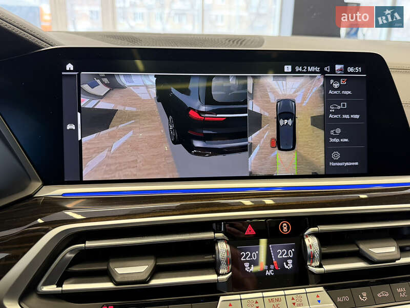 Внедорожник / Кроссовер BMW X7 2021 в Киеве