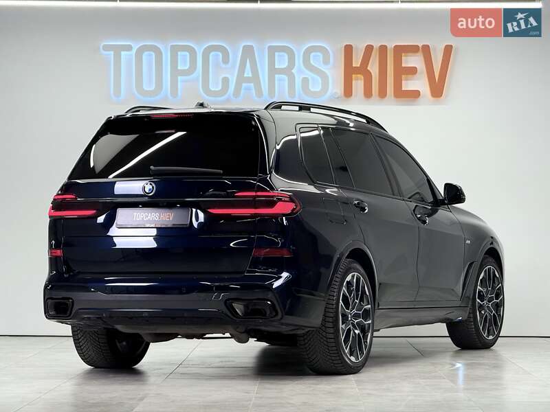 Внедорожник / Кроссовер BMW X7 2023 в Киеве