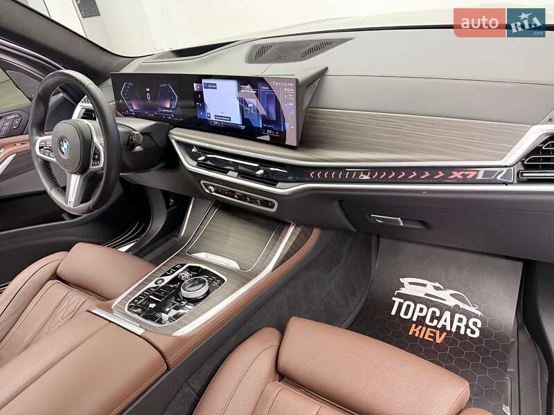 Внедорожник / Кроссовер BMW X7 2023 в Киеве