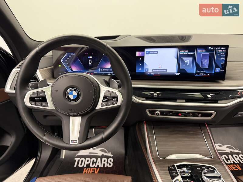 Внедорожник / Кроссовер BMW X7 2023 в Киеве