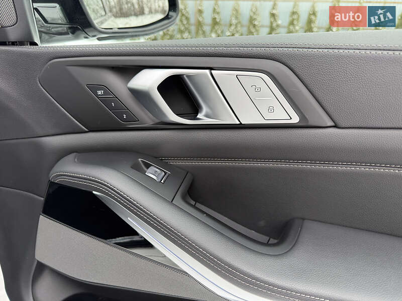 Внедорожник / Кроссовер BMW X7 2019 в Луцке