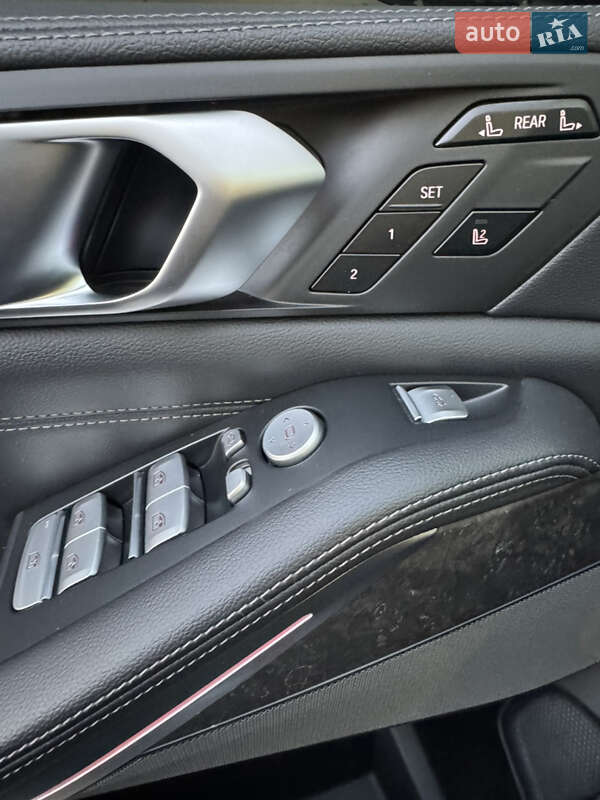 Позашляховик / Кросовер BMW X7 2019 в Дніпрі фото 68 Позашляховик / Кросовер BMW X7 2019 в Дніпрі