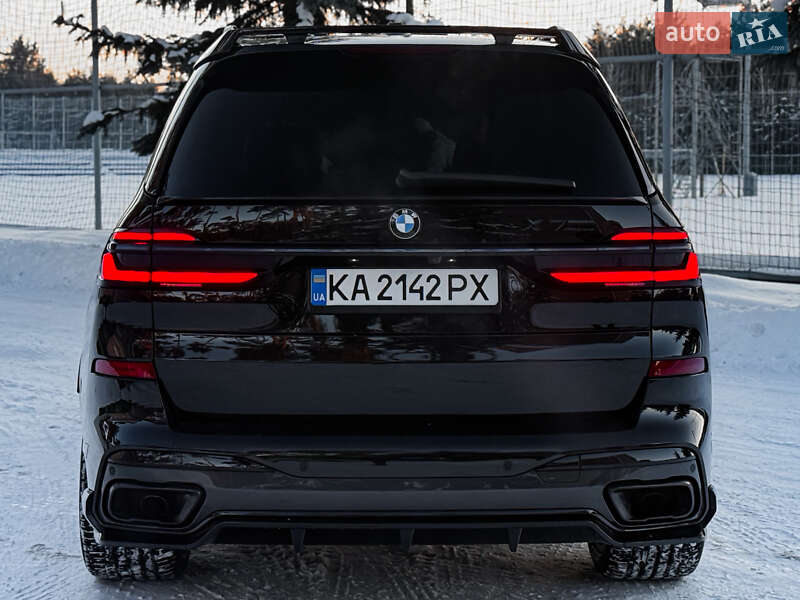 Внедорожник / Кроссовер BMW X7 2022 в Киеве