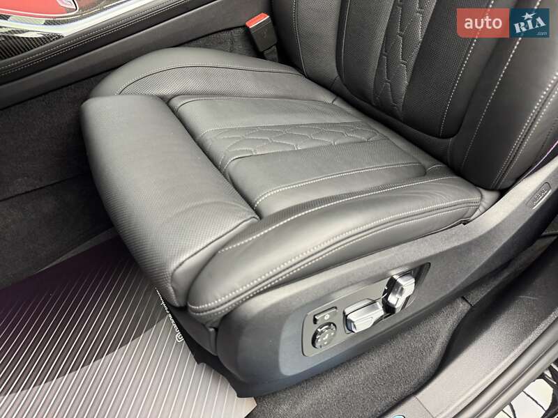Внедорожник / Кроссовер BMW X7 2023 в Киеве фото 24 Внедорожник / Кроссовер BMW X7 2023 в Киеве