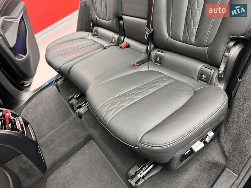 Внедорожник / Кроссовер BMW X7 2023 в Киеве фото 38 Внедорожник / Кроссовер BMW X7 2023 в Киеве