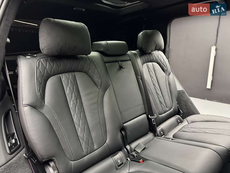 Внедорожник / Кроссовер BMW X7 2023 в Киеве фото 44 Внедорожник / Кроссовер BMW X7 2023 в Киеве