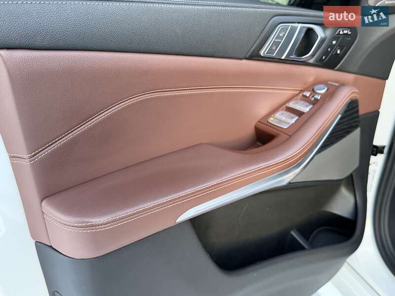 Позашляховик / Кросовер BMW X7 2022 в Києві фото 64 Позашляховик / Кросовер BMW X7 2022 в Києві