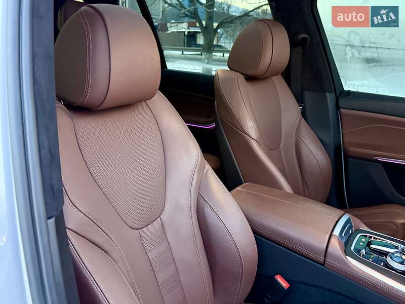 Позашляховик / Кросовер BMW X7 2022 в Києві фото 99 Позашляховик / Кросовер BMW X7 2022 в Києві