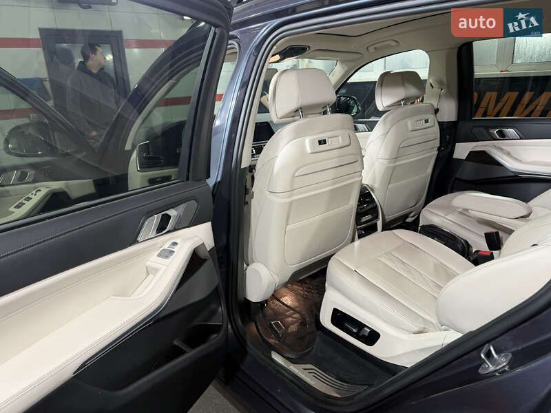 Внедорожник / Кроссовер BMW X7 2019 в Львове