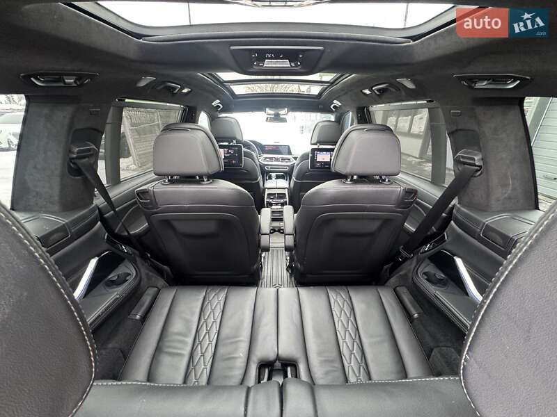 Внедорожник / Кроссовер BMW X7 2020 в Тернополе