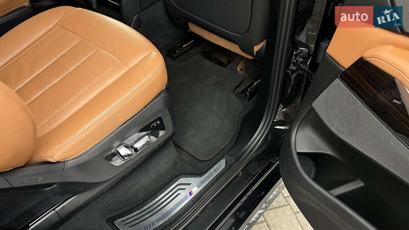 Внедорожник / Кроссовер BMW X7 2019 в Львове фото 56 Внедорожник / Кроссовер BMW X7 2019 в Львове