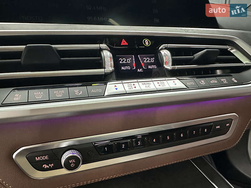 Позашляховик / Кросовер BMW X7 2022 в Києві