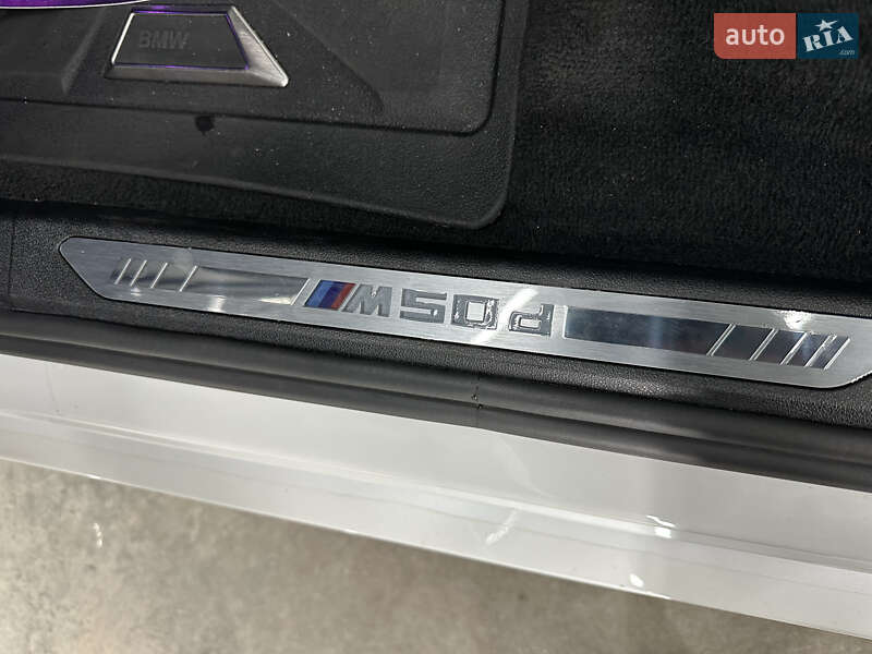 Позашляховик / Кросовер BMW X7 2022 в Києві