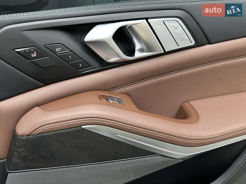 Позашляховик / Кросовер BMW X7 2022 в Києві