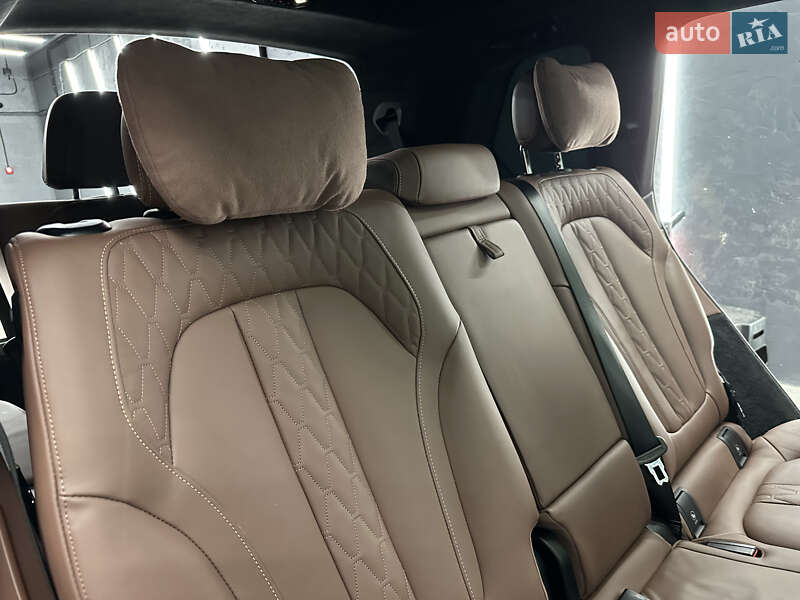 Позашляховик / Кросовер BMW X7 2022 в Києві