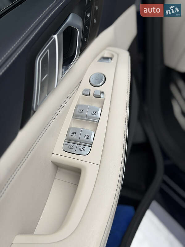 Внедорожник / Кроссовер BMW X7 2020 в Киеве