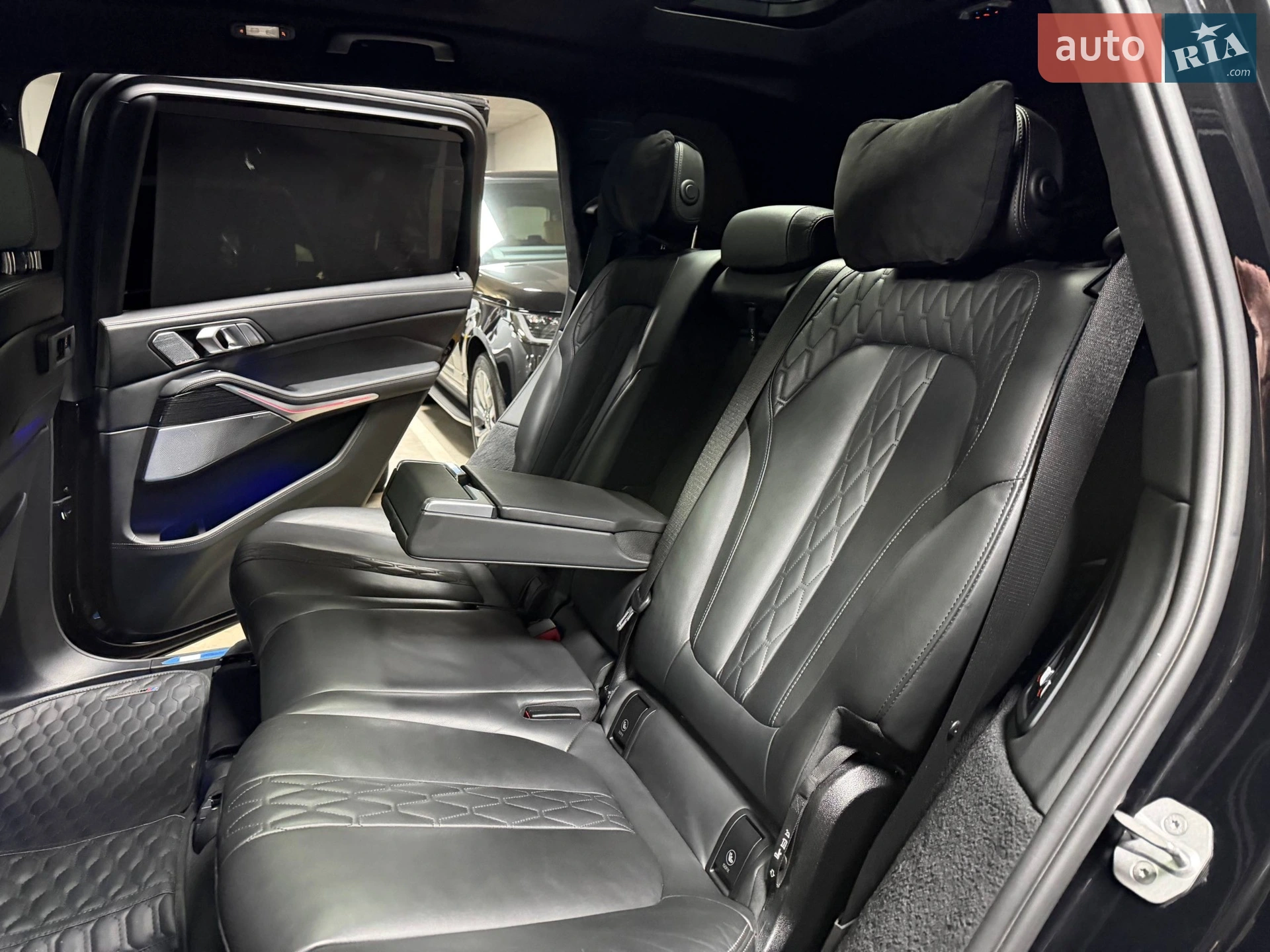 2022 BMW X7 - мініатюра 72