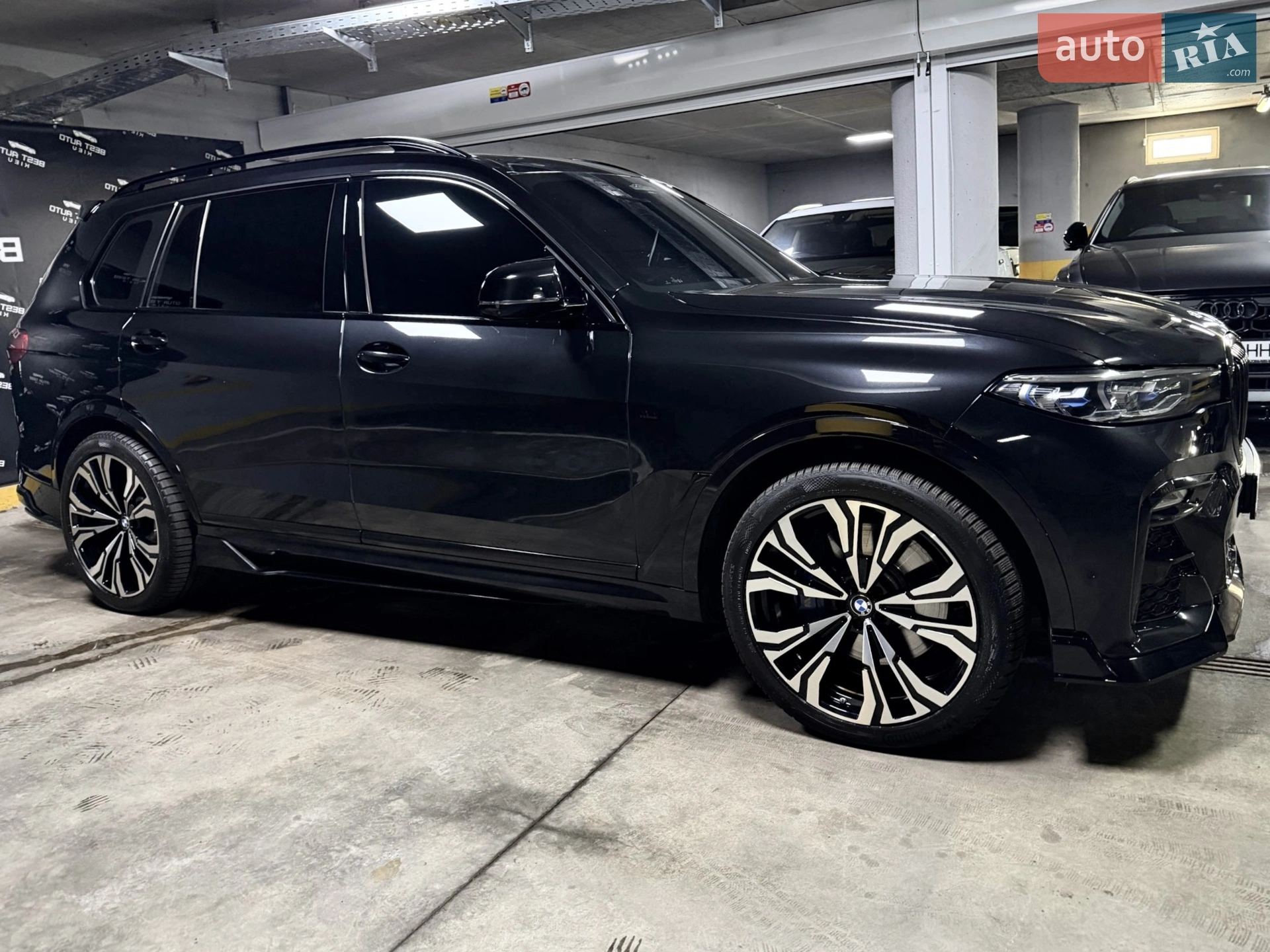 2022 BMW X7 - мініатюра 8
