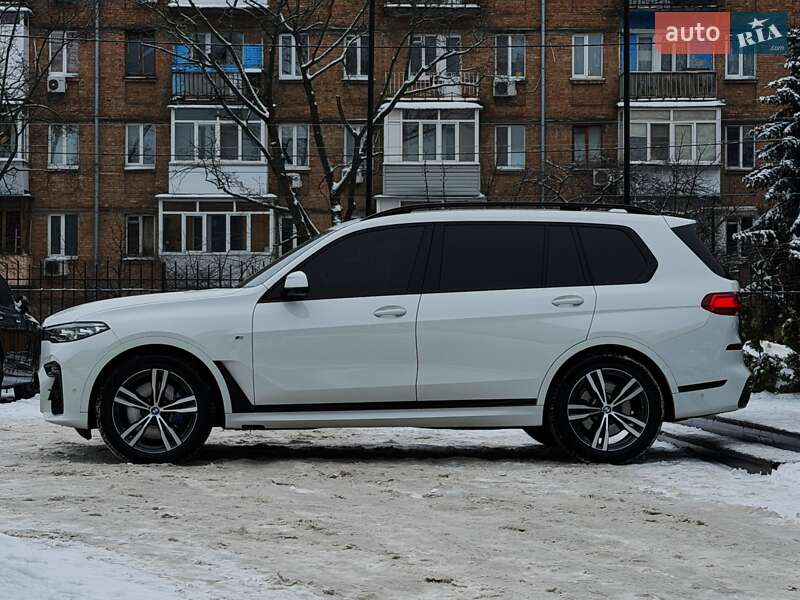 Внедорожник / Кроссовер BMW X7 2022 в Киеве