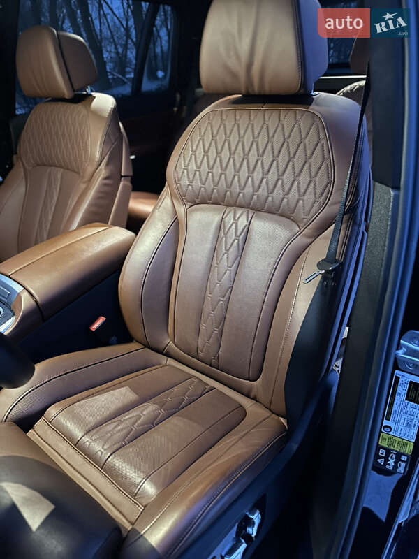 Внедорожник / Кроссовер BMW X7 2022 в Киеве фото 19 Внедорожник / Кроссовер BMW X7 2022 в Киеве