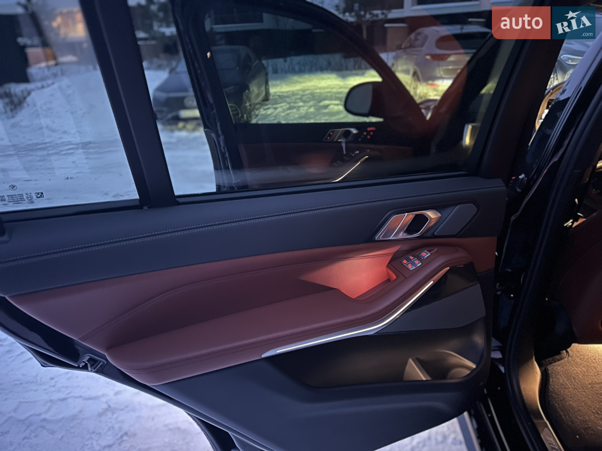 2022 BMW X7 - мініатюра 26