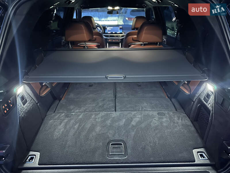 Внедорожник / Кроссовер BMW X7 2022 в Киеве фото 28 Внедорожник / Кроссовер BMW X7 2022 в Киеве