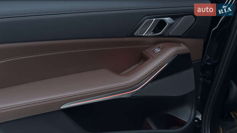 Позашляховик / Кросовер BMW X7 2023 в Києві