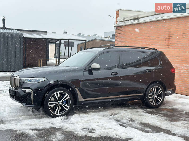 Внедорожник / Кроссовер BMW X7 2020 в Киеве