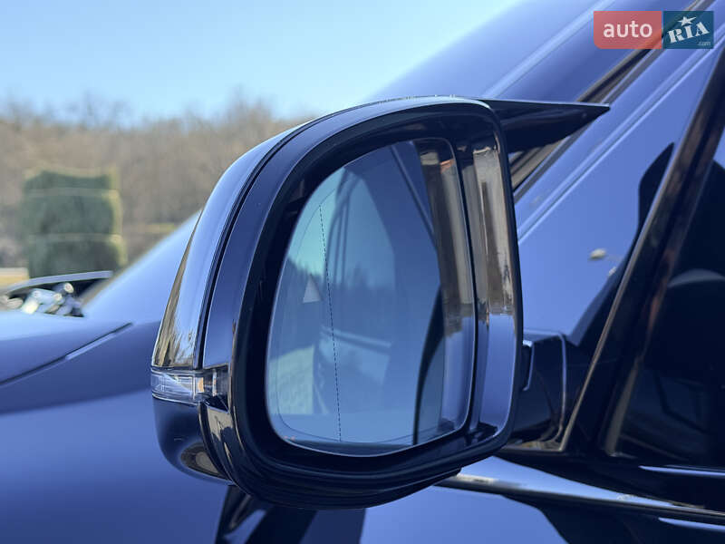 Позашляховик / Кросовер BMW X7 2023 в Дніпрі