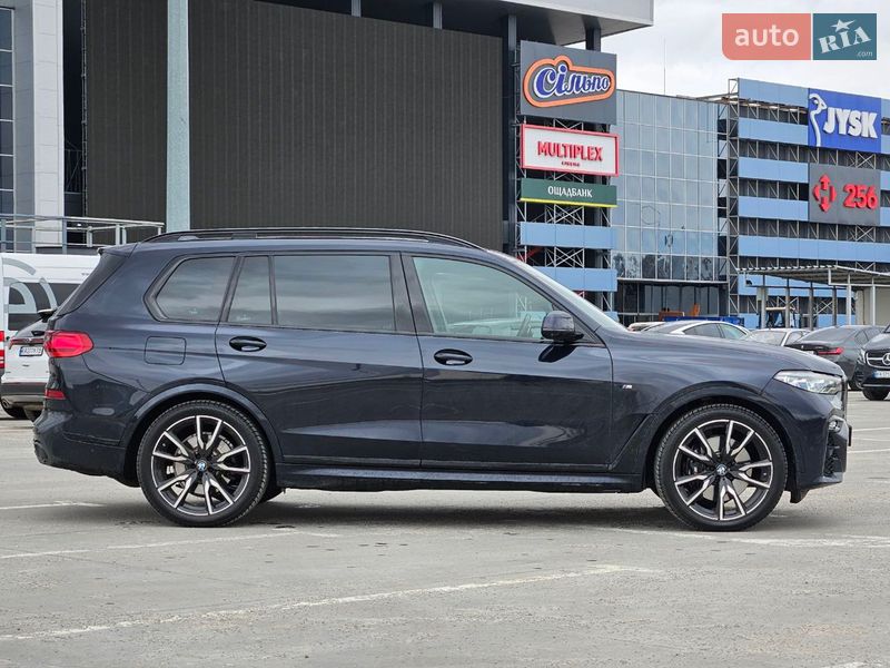 Внедорожник / Кроссовер BMW X7 2022 в Киеве