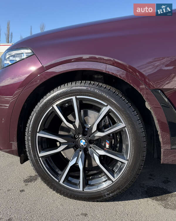 Позашляховик / Кросовер BMW X7 2022 в Києві