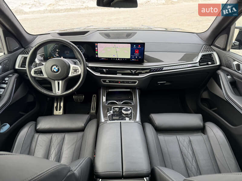 Внедорожник / Кроссовер BMW X7 2024 в Луцке