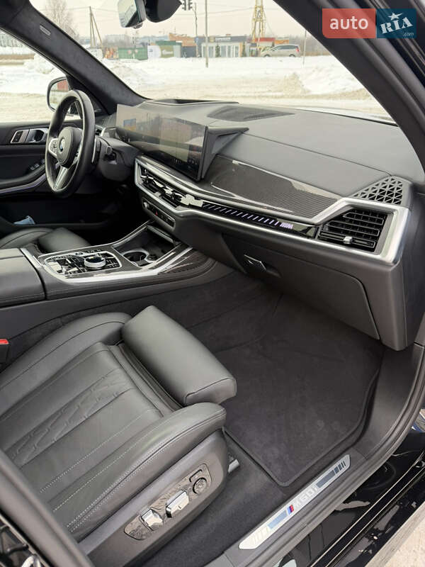 Внедорожник / Кроссовер BMW X7 2024 в Луцке