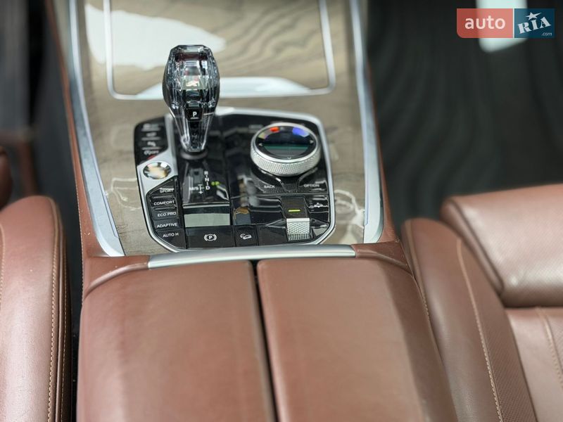 Внедорожник / Кроссовер BMW X7 2019 в Киеве