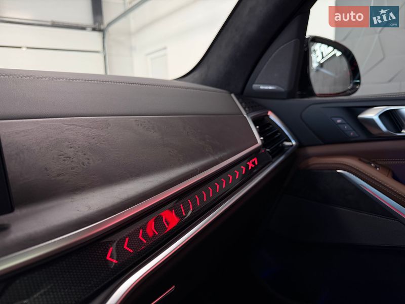 Позашляховик / Кросовер BMW X7 2025 в Тернополі