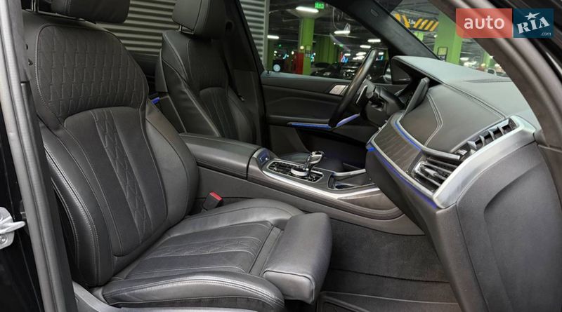 Внедорожник / Кроссовер BMW X7 2021 в Киеве