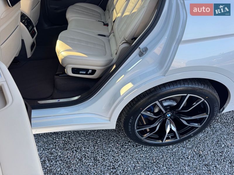Внедорожник / Кроссовер BMW X7 2019 в Тернополе