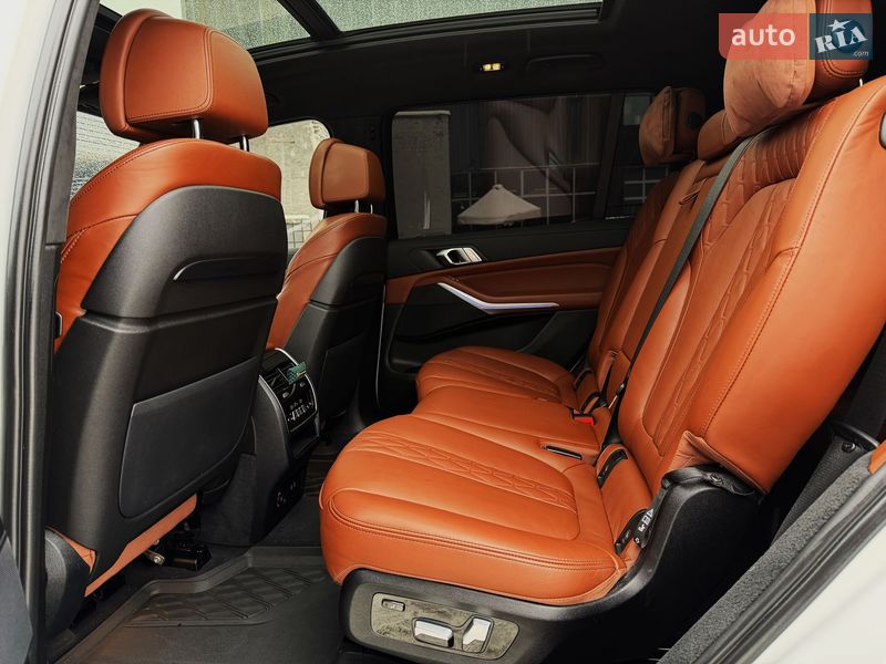 Позашляховик / Кросовер BMW X7 2022 в Києві