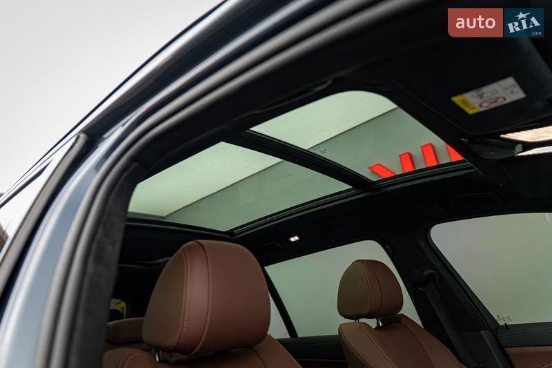 Внедорожник / Кроссовер BMW X7 2022 в Киеве