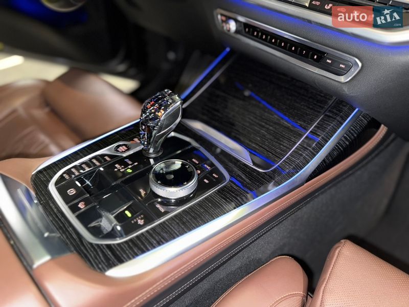 Внедорожник / Кроссовер BMW X7 2020 в Киеве