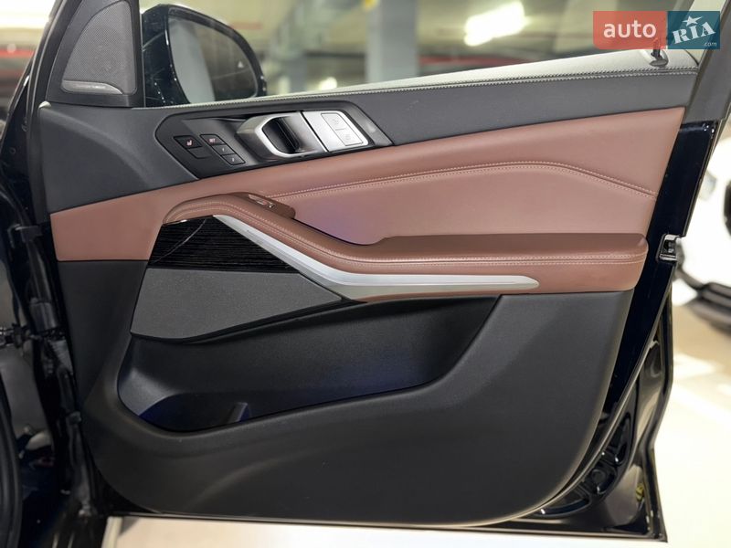 Внедорожник / Кроссовер BMW X7 2020 в Киеве